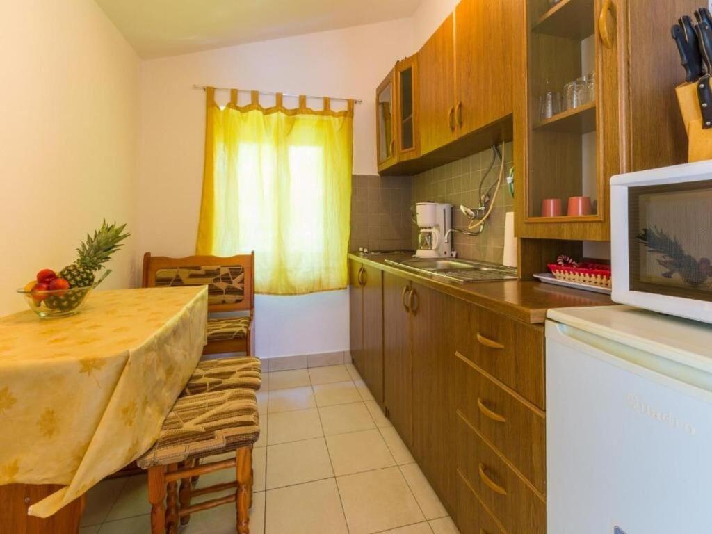 Apartments Adrasteja Драмал Екстериор снимка