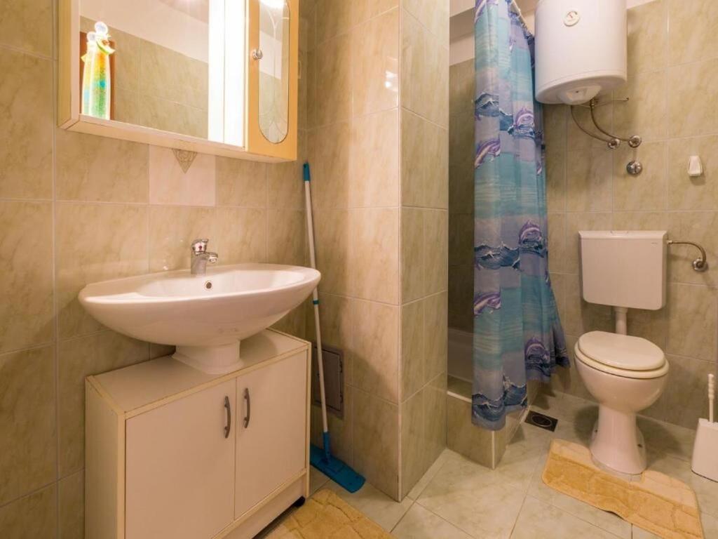 Apartments Adrasteja Драмал Екстериор снимка
