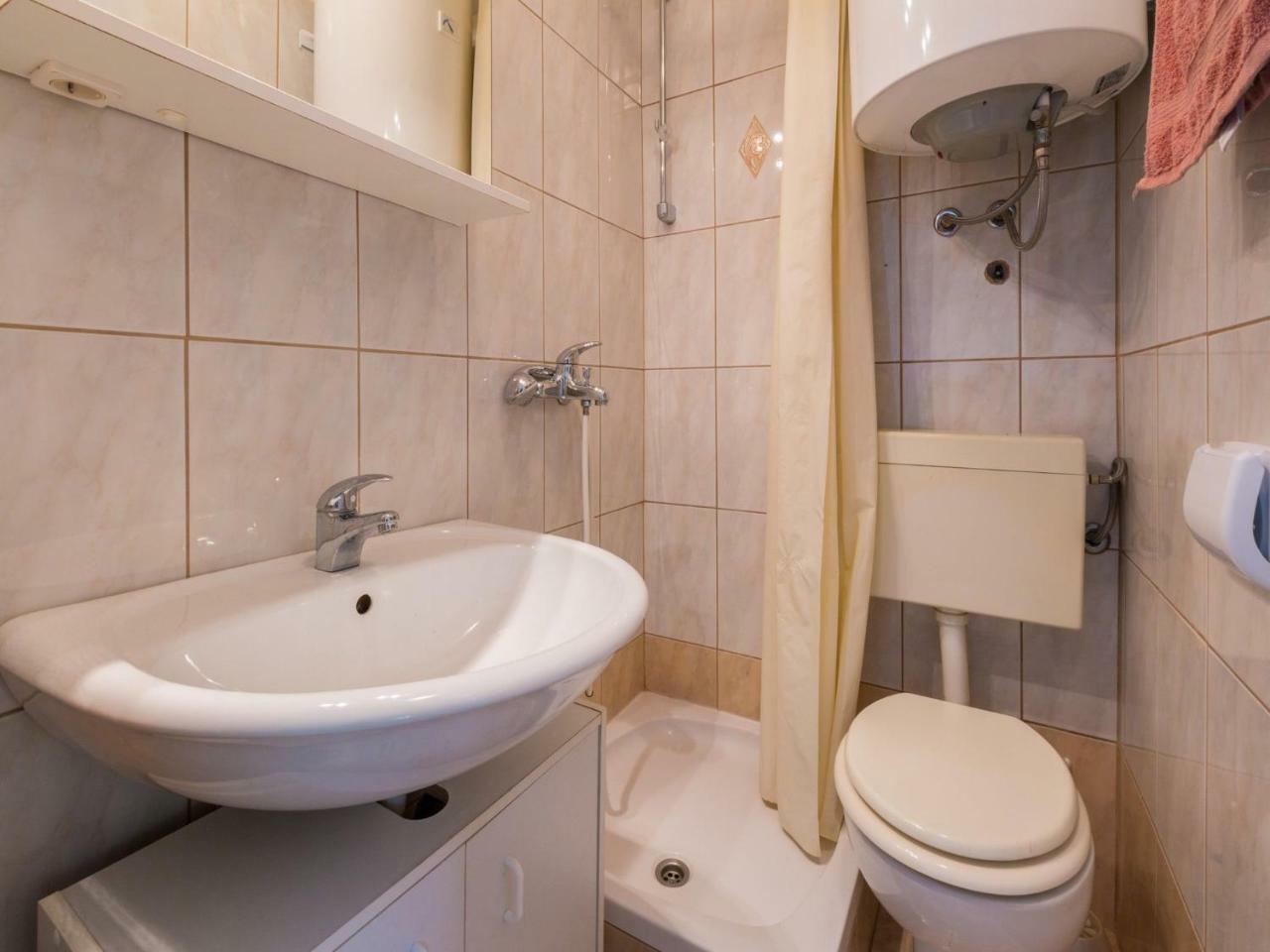 Apartments Adrasteja Драмал Екстериор снимка