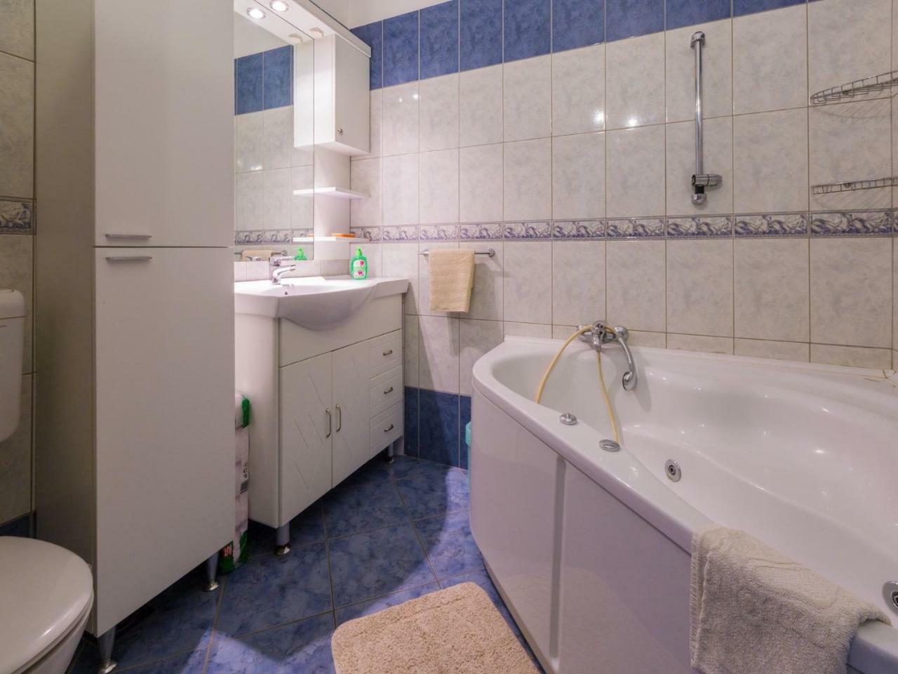 Apartments Adrasteja Драмал Екстериор снимка