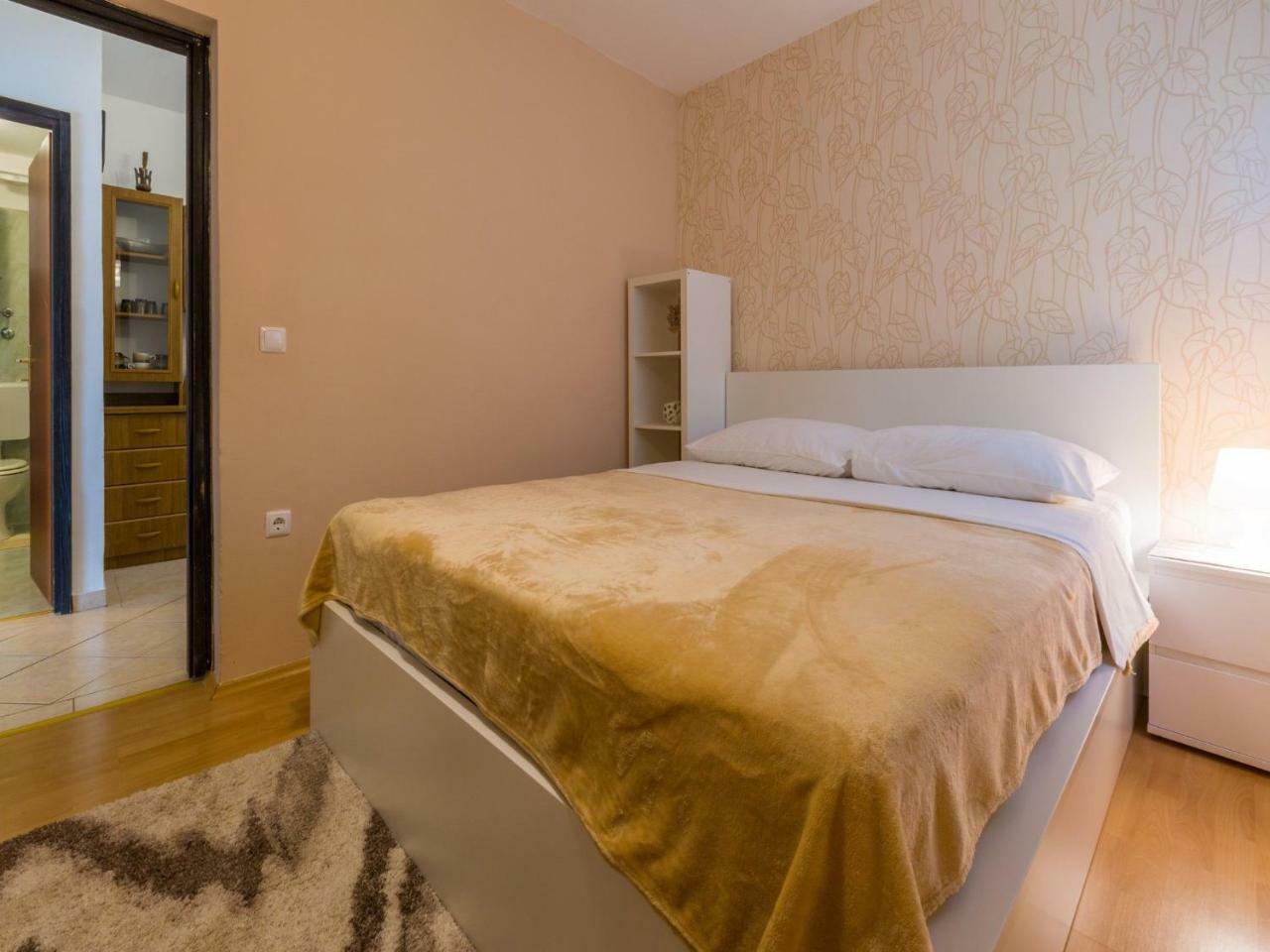 Apartments Adrasteja Драмал Екстериор снимка