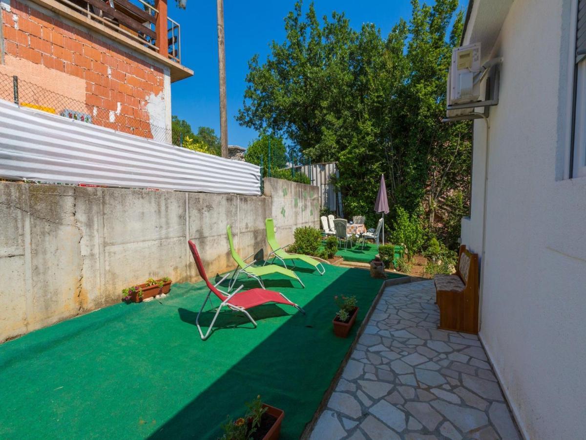 Apartments Adrasteja Драмал Екстериор снимка
